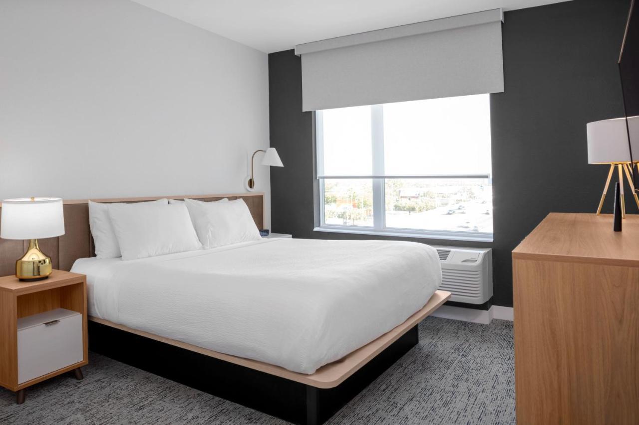 Towneplace Suites By Marriott Tampa Clearwater Eksteriør billede