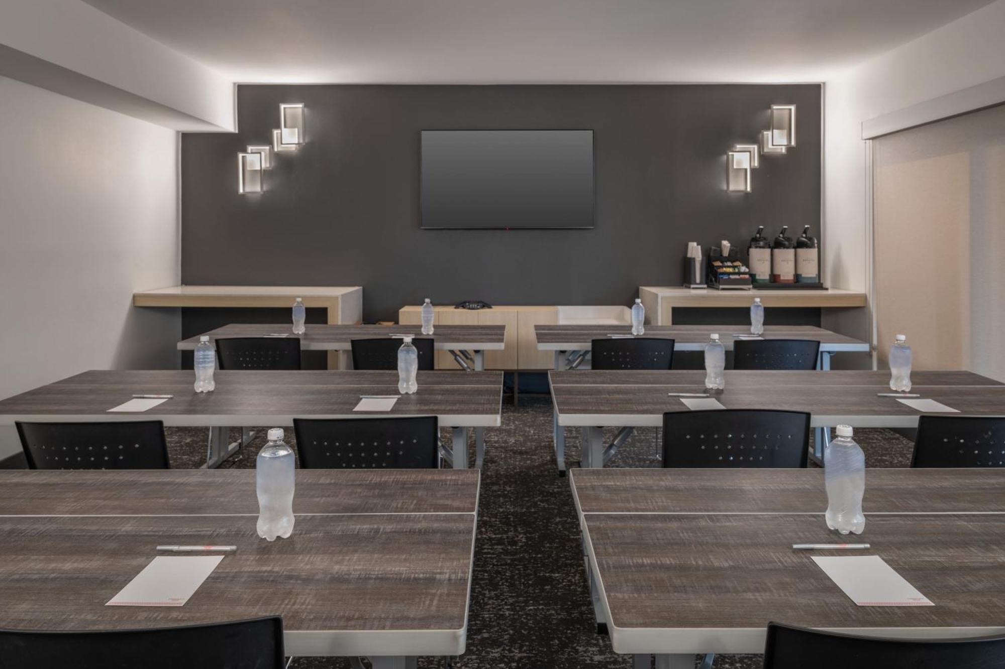 Towneplace Suites By Marriott Tampa Clearwater Eksteriør billede